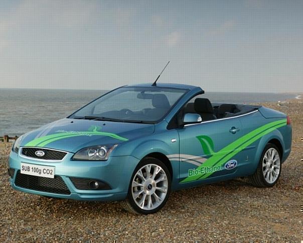 Ford Focus Cabrio Coupé mit Bioethanol-Antrieb.